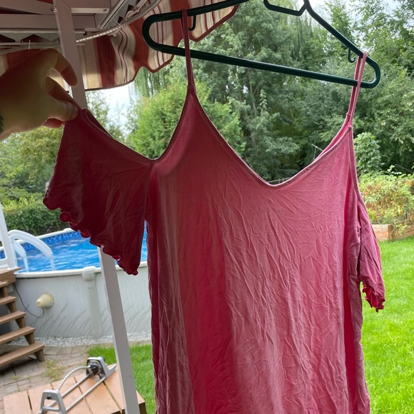 Pink camisole with arm straps - Picture 3 of 4